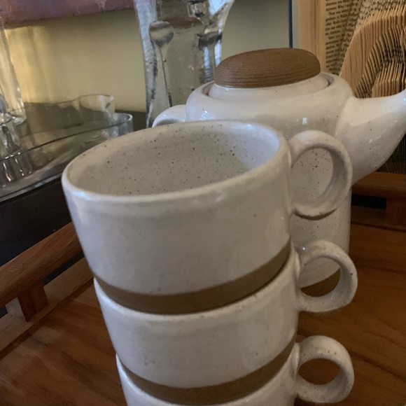 Scandinavian Coffee Tea Pot & 3 cup and saucer Set - Picture 7 of 10